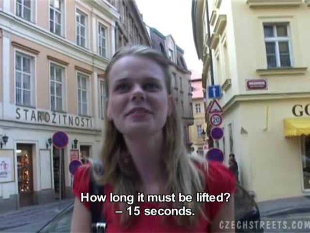 CZECH STREETS - VERONIKA BLOWS DICK FOR CASH